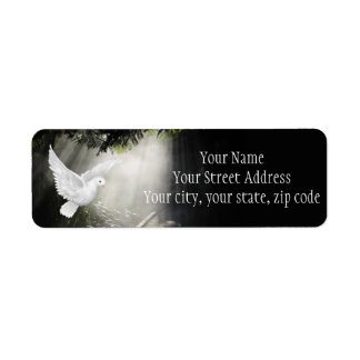 Étiquette Belle colombe volante en rayon de soleil