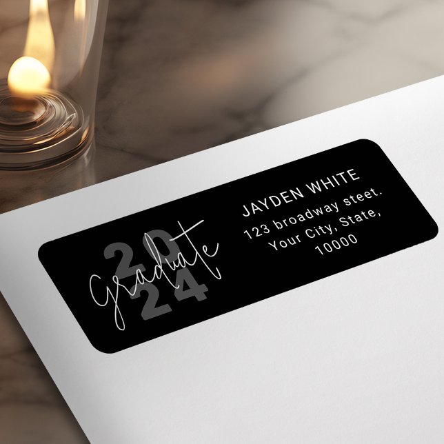 Étiquette Black Simple Modern Script Graduate Adresse de ret (Black Simple Modern Script Graduate Return Address Label)