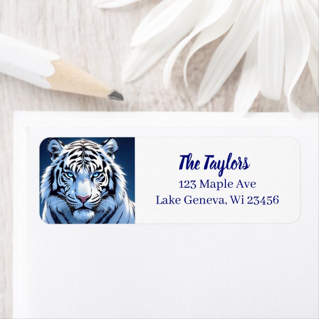 Étiquette Blue eyed White Tiger Personalized (En situation)