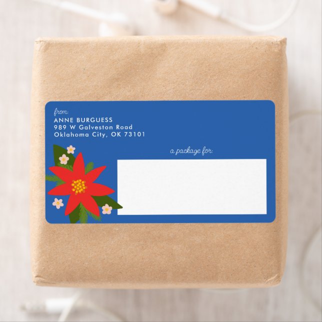 Étiquette Blue Poinsettia Christmas Holiday Shipping Label (En situation)