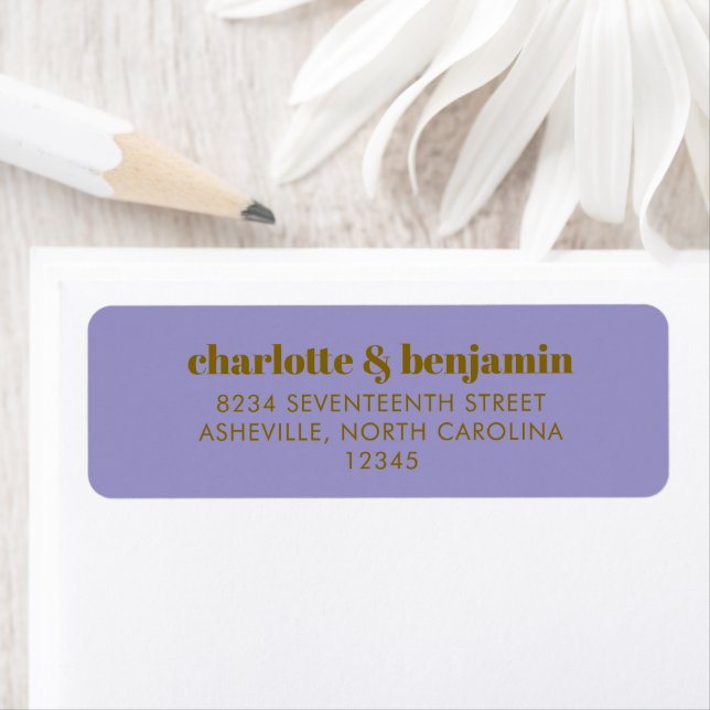 Étiquette Bold Bright Purple and Gold Modern Return Address (En situation)