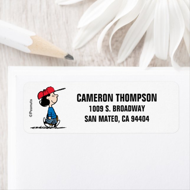 Étiquette cacahuètes | Lucy Jouant au baseball (En situation)