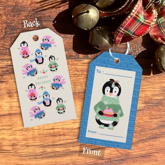 Étiquette cadeau bleu de Noël Manchot avec Pudding (Penguin with Figgy Pudding Holiday Blue Gift Tag .
)