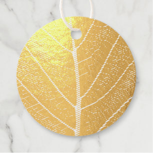 Étiquette-cadeau Feuille lumineuse noir et blanc en gros plan