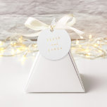Étiquette-cadeau Mariage personnalisé minimaliste moderne<br><div class="desc">Un design mariage minimaliste et très élégant,  avec vos noms en lettres classiques,  et des lettres manuscrites modernes.</div>