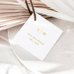 Étiquette-cadeau Minimal et chic | Or Mariage Merci<br><div class="desc">Ces élégantes étiquettes de mariage moderne ou de douche nuptiale "amour et merci",  et disposent d'une élégante feuille d'or et un design de texte blanc qui exsument le style minimaliste. Ajoutez vos initiales ou votre monogramme pour les rendre complètement vôtres.</div>