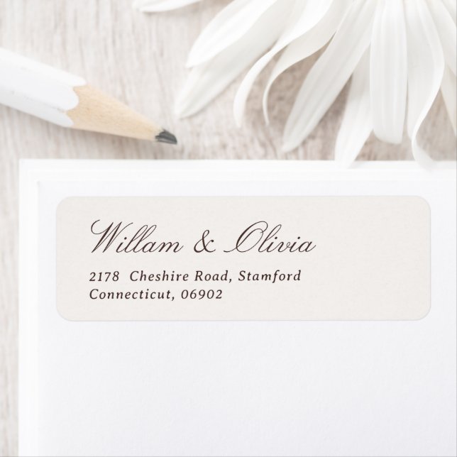 Étiquette Calligraphie Élégante Crème et Marron pour Mariage (En situation)