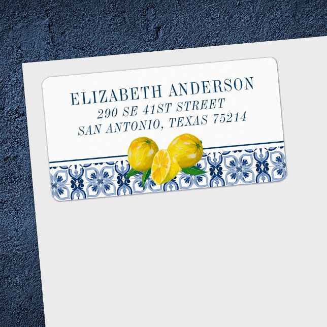 Étiquette Carrelage bleu italien au citron élégant  (So pretty to decorate your envelope before sending out your lemon bridal shower invitations)