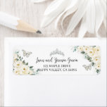 Étiquette Chic Ivory White Floral Quinceanera Return Address<br><div class="desc">Personalize these chic ivory white floral butterflies return address labels today.  Great for birthday party,  quinceanera,  sweet 16,  princess party,  etc.  Matching items available in store!  (c) The Happy Cat Studio.</div>