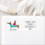 Étiquette Christmas Dachshund Adresse de retour<br><div class="desc">Un adorable chien Wiener décore ces étiquettes d'adresse de retour festives.</div>