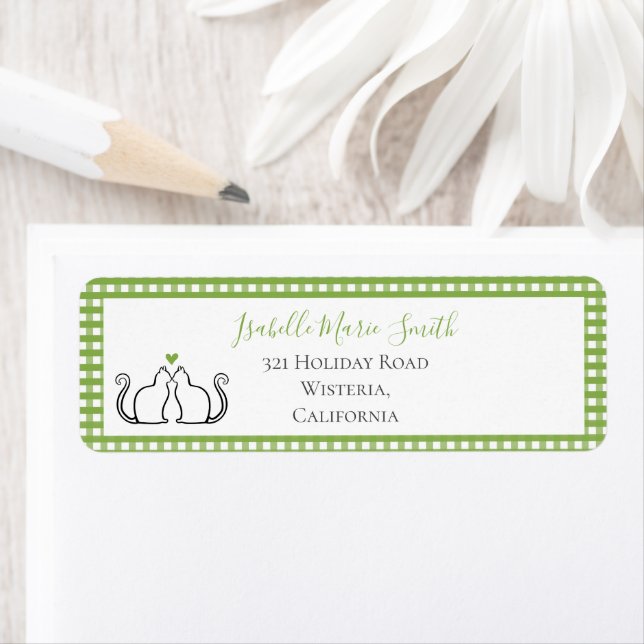 Étiquette Cute Black Cats Vert Coeur En vichy Bordure Blanc (En situation)