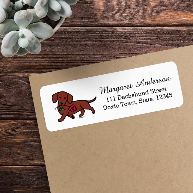 Étiquette Dachshund Rose à poil lisse rouge (Red Smooth Haired Dachshund Return Address Label featuring Dachshund having a Rose flower.  Cartoon.)
