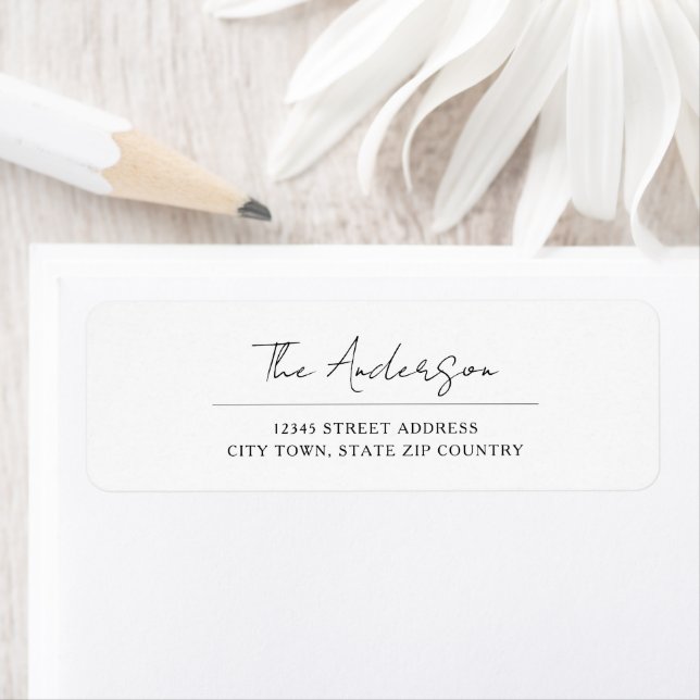 Étiquette d'adresse de mariage élégante et minimal (En situation)