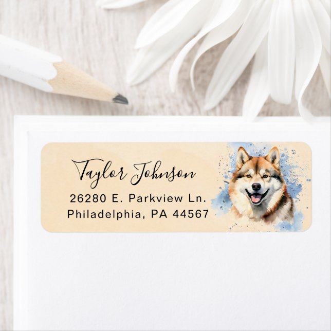 Étiquette d'adresse de retour de chien Akita (En situation)
