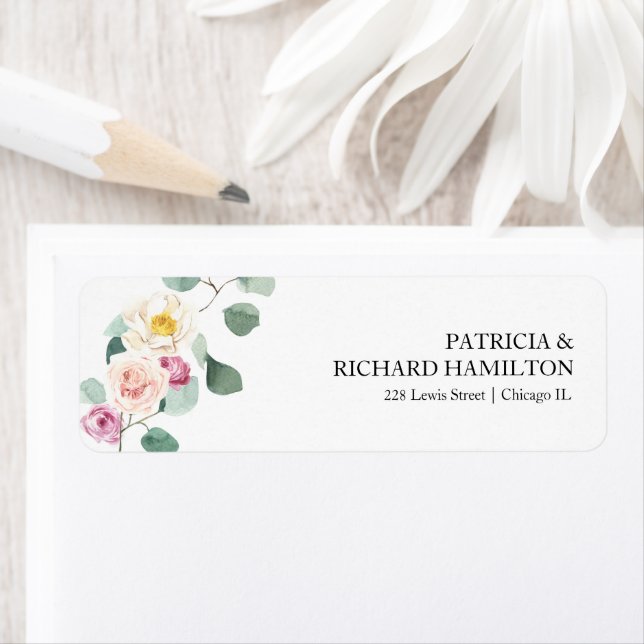 Étiquette d'adresse de retour de mariage floral à  (En situation)