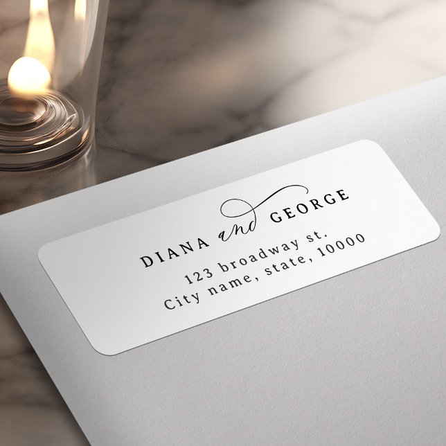 Étiquette d'adresse de retour de script élégant en (Elegant Swirl Script Simple return address label)