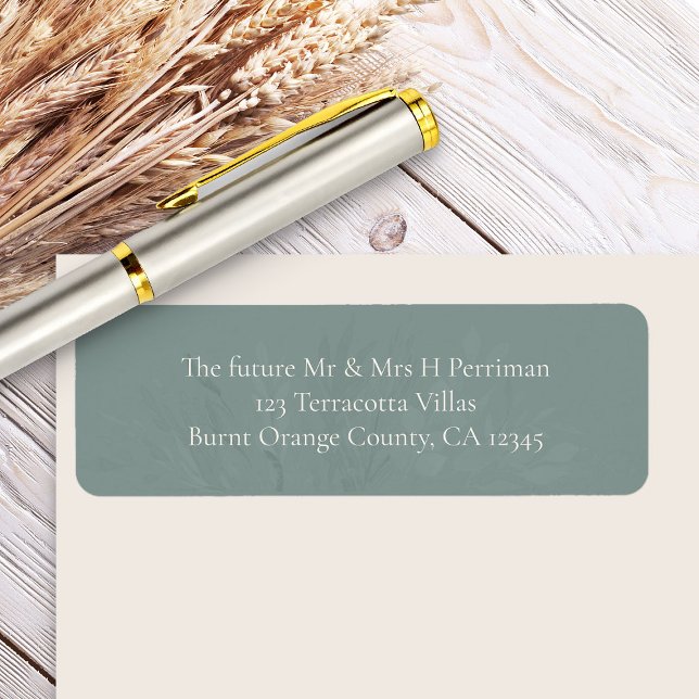 Étiquette d'adresse de retour en vert sauge botani (Sage Green Future Mr and Mrs Wedding Address Label - Foliage Duet wedding collection)