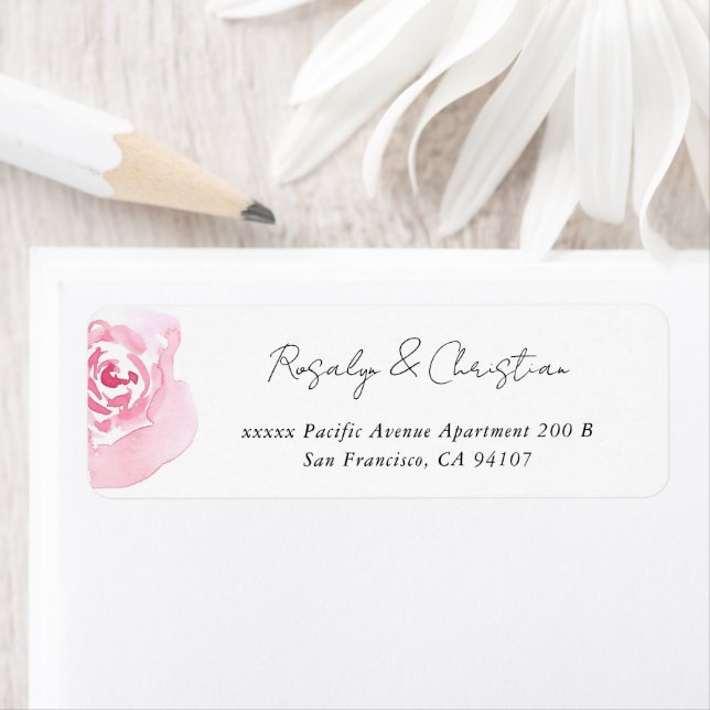 Étiquette d'adresse de retour Rose Rose Script (En situation)