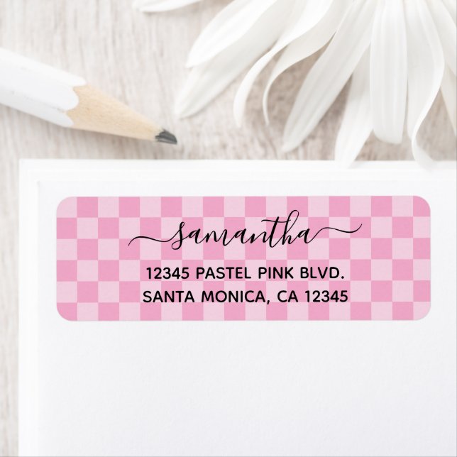 Étiquette Damier rose pâle et clair (En situation)