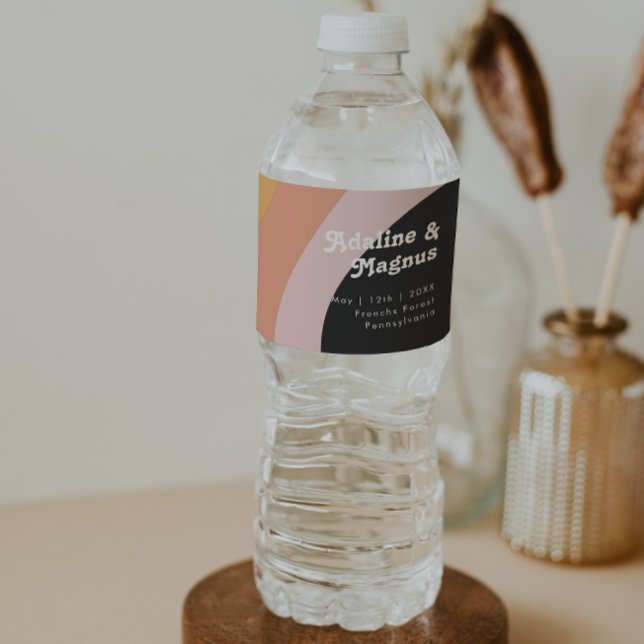 Étiquette de bouteille d'eau sombre Rainbow des an (Créateur téléchargé)