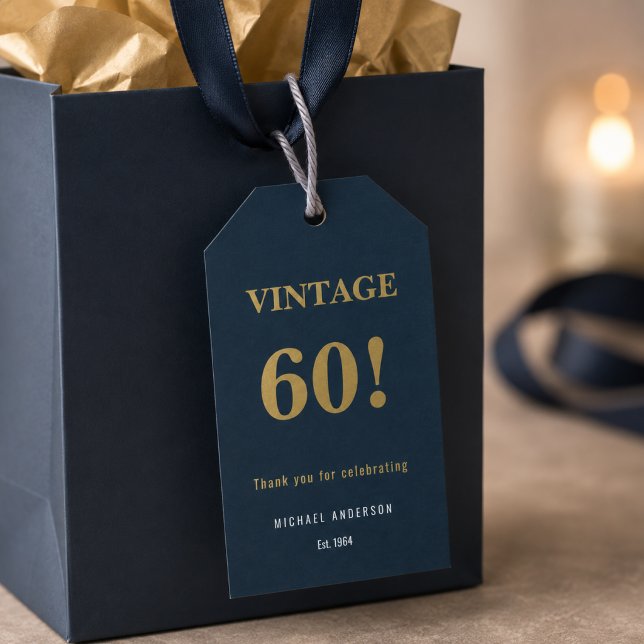 Étiquette de faveur d'anniversaire 60 Vintage (Elegant navy and gold favor tag for a timeless vintage 60th birthday celebration.)