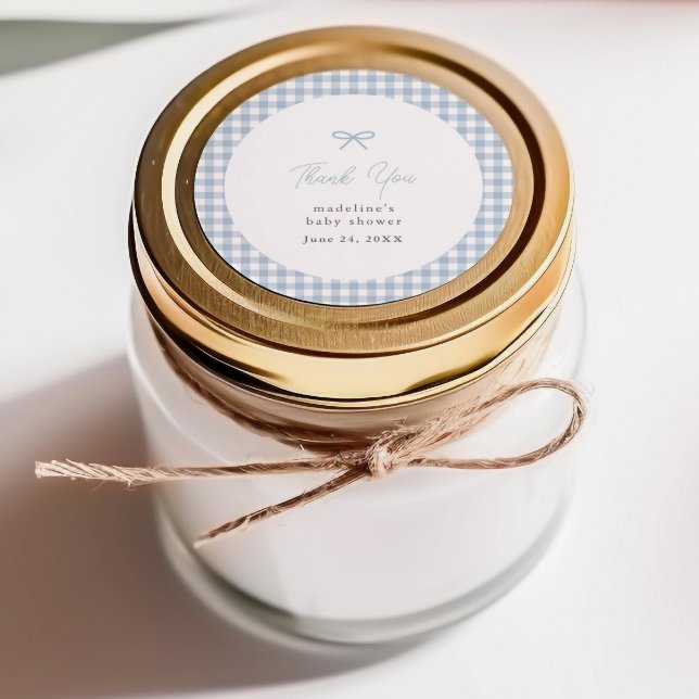 Étiquette de faveur de Baby Shower Simple Gingham  (Dusty blue gingham baby shower favor thank you stickers.)