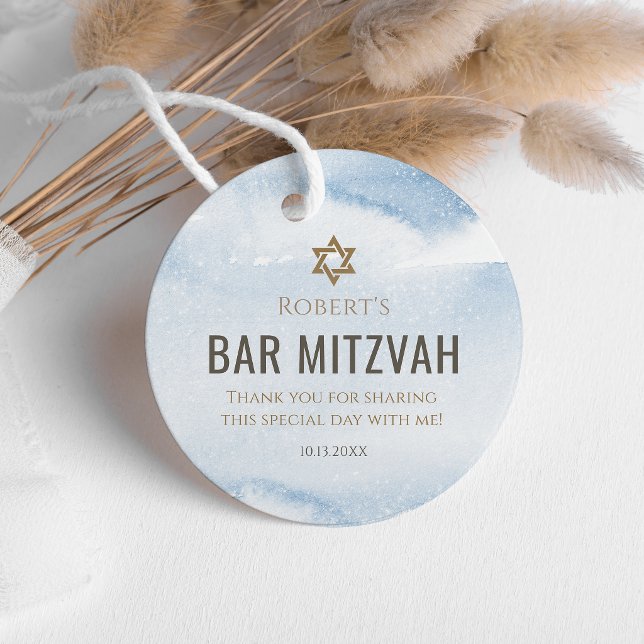 Étiquette de faveur de Bar Mitzvah à l'aquarelle b (Dusty Blue Watercolor Bar Mitzvah Favor Tag)