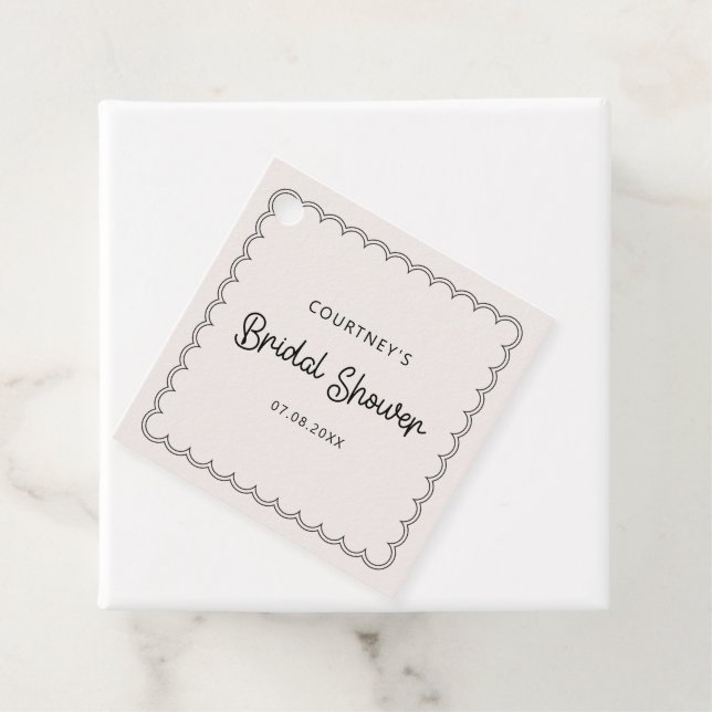 Étiquette de faveur de douche de mariage à bordure (En situation)