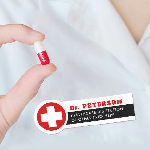 Étiquette de nom de docteur de la Croix-Rouge mode