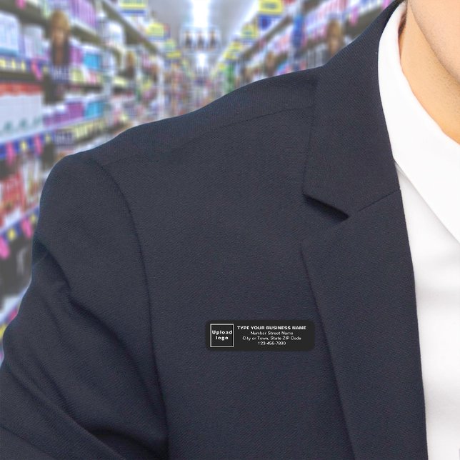 Étiquette de nom long noir de marque commerciale (Build brand name awareness. Your business brand on long black name tag.)