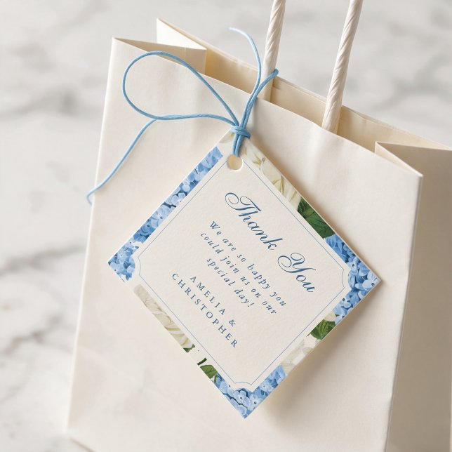 Étiquette de remerciement de mariage Hydrangea Ble (wedding favor tag with traditional typography and white and blue florals)