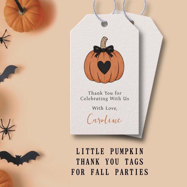 Étiquette de remerciement de petite citrouille d'H (Designed to coordinate beautifully with little pumpkin and fall baby shower themes.)