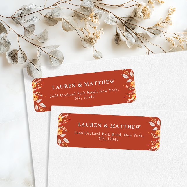 Étiquette de retour d'adresse de mariage floral or (Bold and vibrant to make your envelopes pop.)