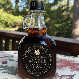 Étiquette de sirop d'érable noir avec feuille d'ér