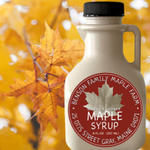 Étiquette de sirop d'érable rouge avec feuille d'é