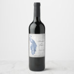 Étiquette de vin Mariage Blue Peacock<br><div class="desc">Personnalisez un étiquette de vin unique pour votre réception de mariage avec un Étiquette de vin Mariage Blue Peacock. Le design Étiquette du vin se caractérise par un élégant paon contre un feuillage délicat et un arrière - plan grunge. Personnalisez avec les noms du marié et de la mariée avec...</div>