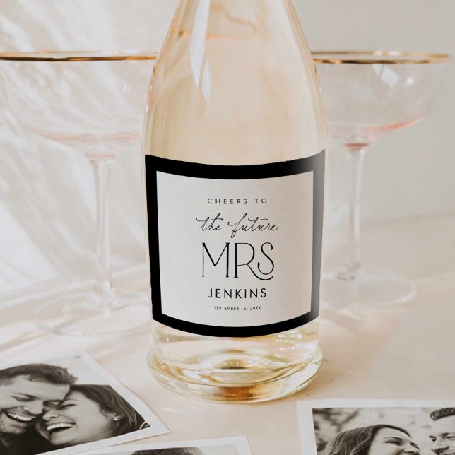 Étiquette de vin pour la future Mme à la soirée de (Elegant The Future Mrs Bridal Shower Wine Label)