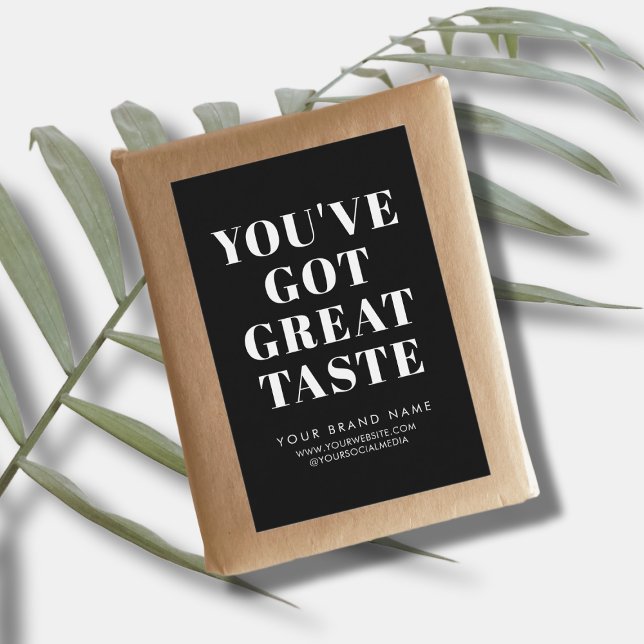 Étiquette d'emballage de boîte noire moderne (Créateur téléchargé)