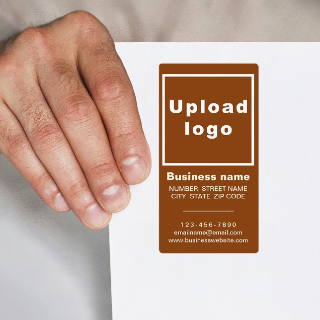 Étiquette d'expédition de portrait marron de marqu (Brown portrait shipping label with your business brand)