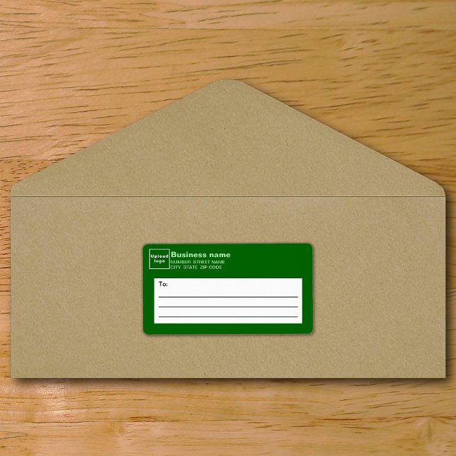 Étiquette d'expédition d'entreprise verte (Green business shipping label on envelope)
