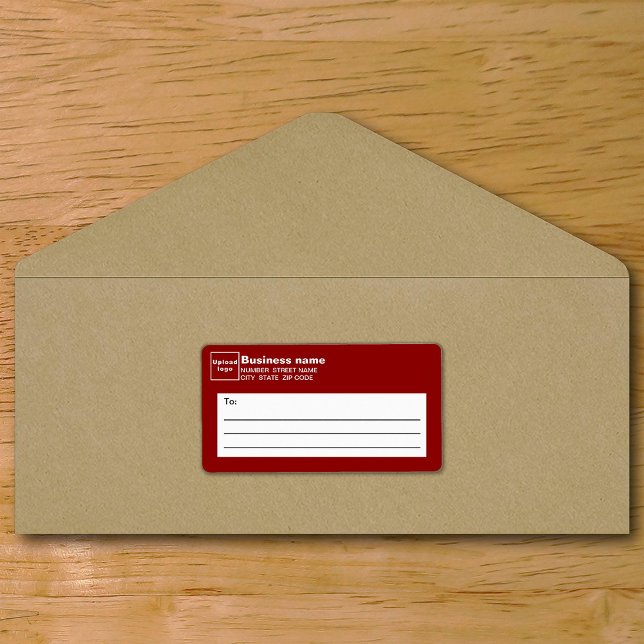 Étiquette d'expédition Red Business (Red business shipping label on envelope)