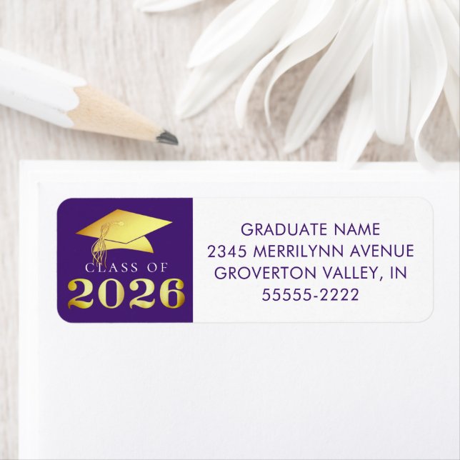 Étiquette Diplômés de la promotion 2026 Violet avec feuille  (En situation)
