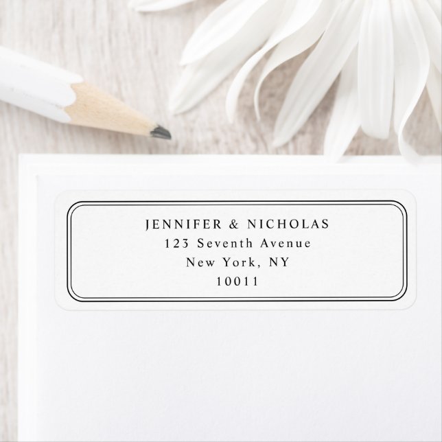 Étiquette Elegant Black And White Wedding Return Address (En situation)