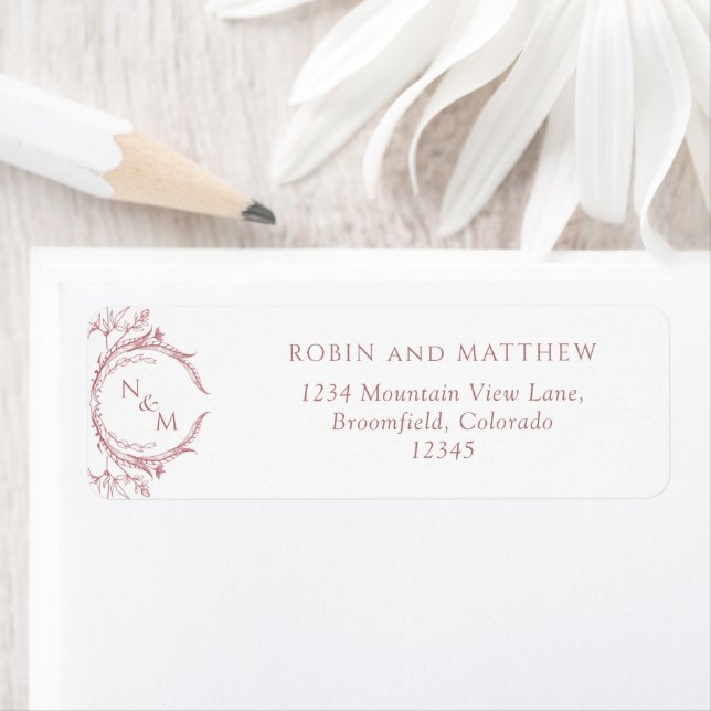 Étiquette Elegant Blush Pink Monogram Mariage Adresse de ret (En situation)