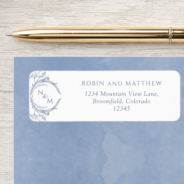 Étiquette Elegant Dusty Blue Monogram Mariage Adresse de ret (Créateur téléchargé)
