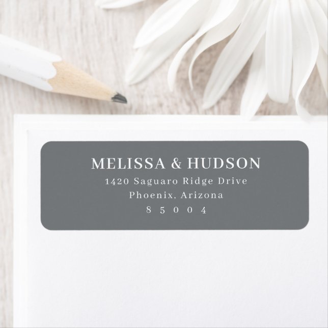 Étiquette Elegant Gray Minimalist Address Card (En situation)
