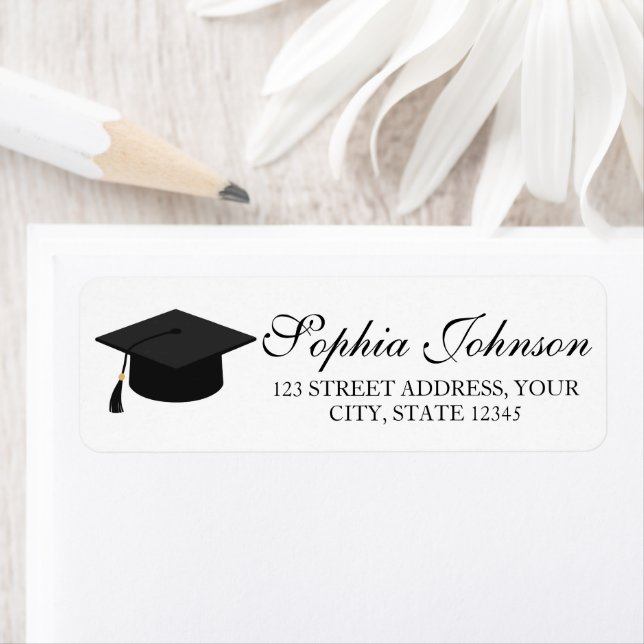 Étiquette Elegant Modern Graduation Return Address (En situation)