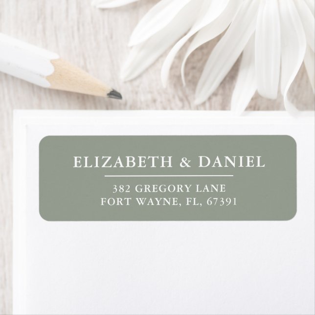 Étiquette Elegant Modern Sage Green Wedding Return Address (En situation)