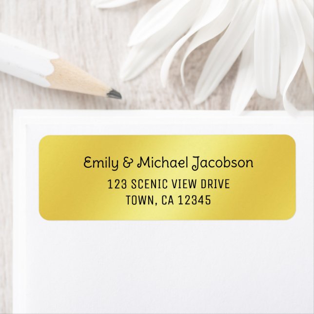 Étiquette Elegant Modern Shimmering Golden Label for Couples (En situation)