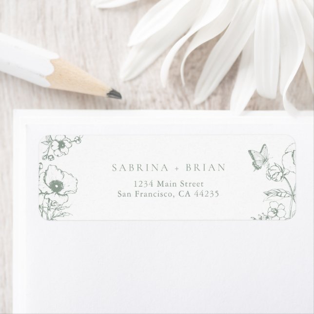 Étiquette Elegant Sage Green Floral Wedding Return Address (En situation)